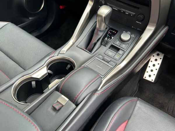LEXUS NX300h F-SPORT - 画像 (12)