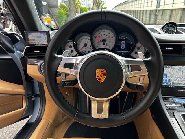 PORSCHE 911 turboS - 画像 (17)