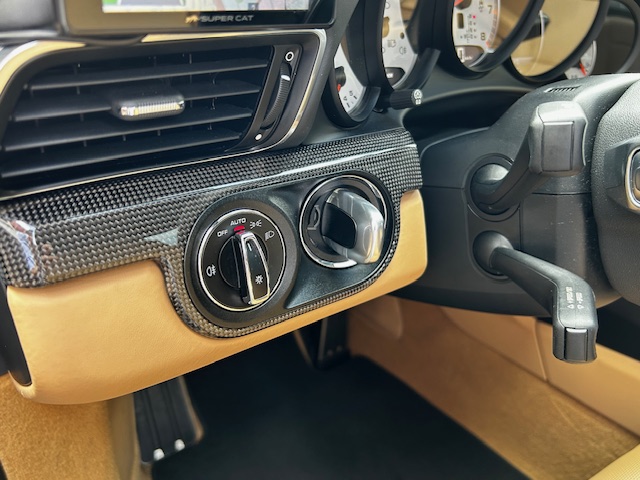 PORSCHE 911 turboS - 画像 (22)