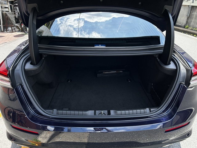 MASERATI Ghibli GranLusso - 画像 (8)