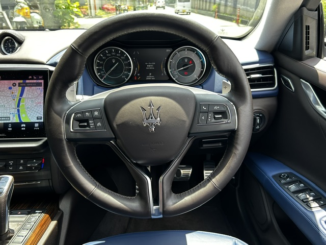 MASERATI Ghibli GranLusso - 画像 (12)