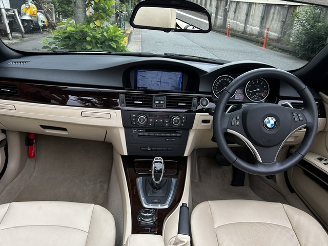 BMW335i Cabriolet - 画像 (12)